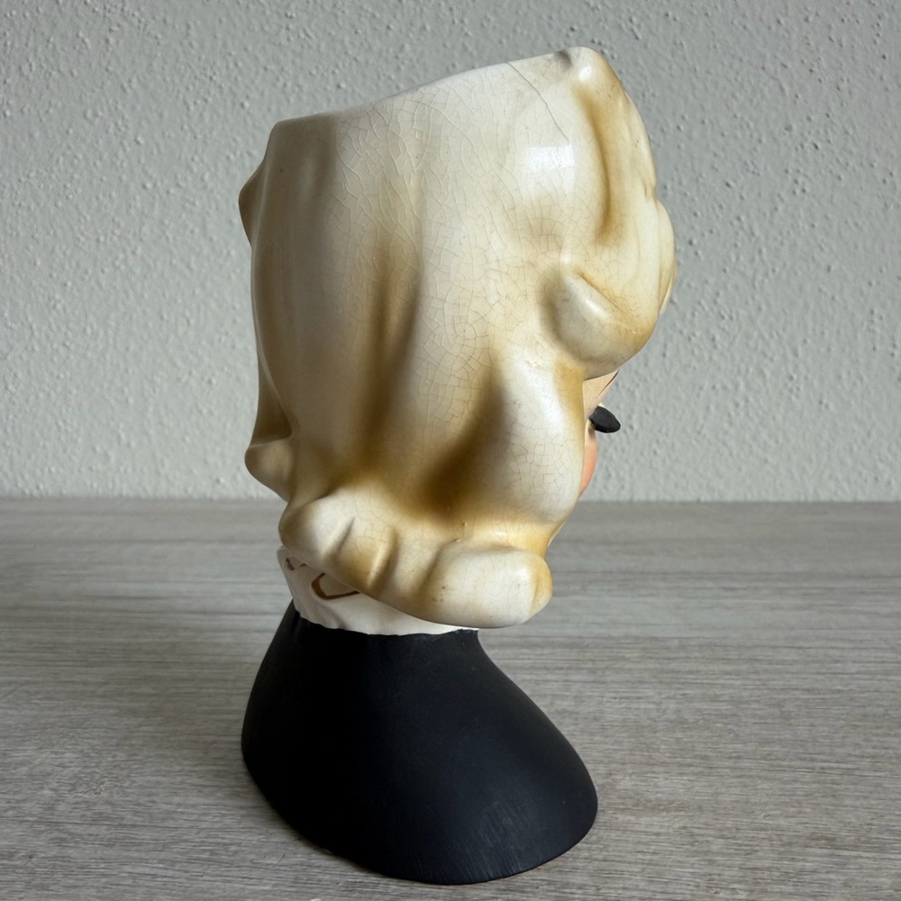 Vintage 1964 Inarco E-2006 Lady Head Vase with Black Top 5 1/2” - Picture 6 of 16